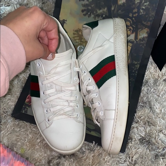Gucci Shoes - Authentic Gucci shoe reserved